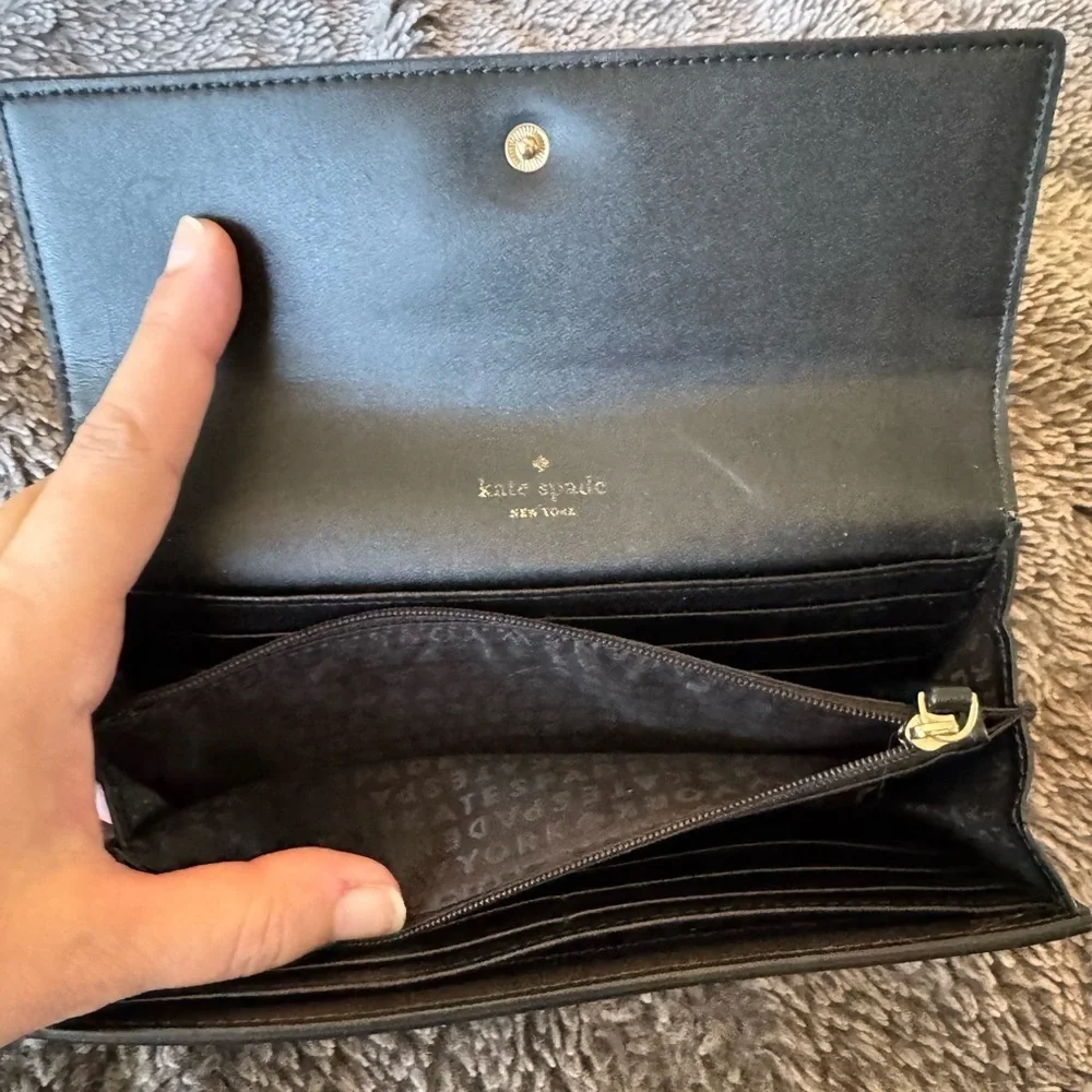 KATE SPADE Two Tone Snap Wallet